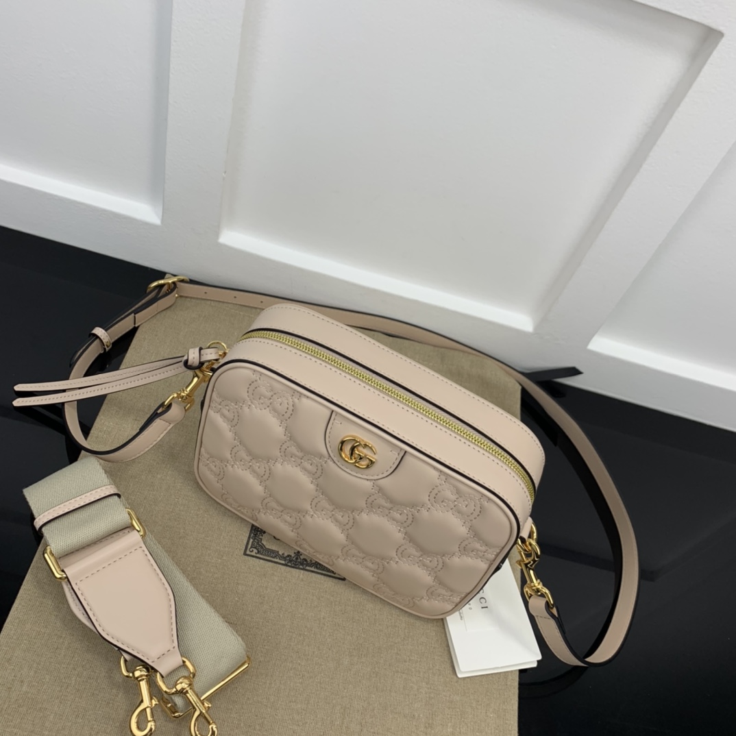 Gucci Satchel Bags